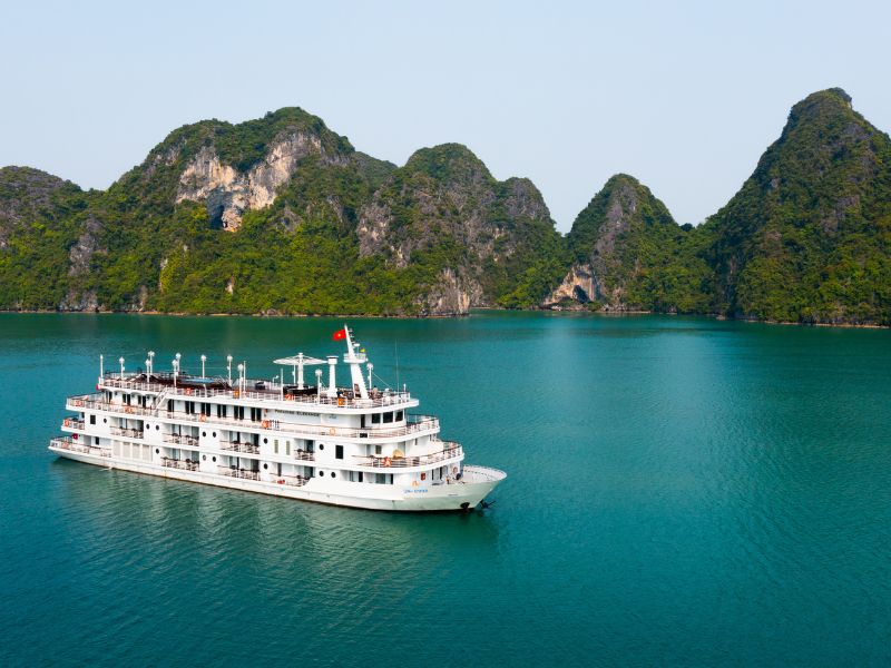 cruise-di-baia-Ha-Long