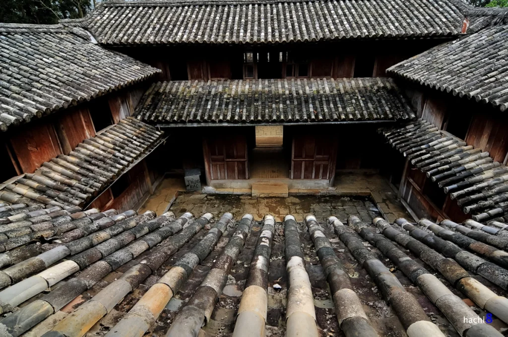 La casa comune della famiglia Vuong, che si estende su una superficie di oltre 1.000 metri quadrati, è stata riconosciuta come patrimonio architettonico e artistico nazionale