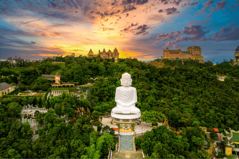 Pagoda Linh Ung - Ba Na Hills - Viaggio a Da Nang Vietnam - Giro Asia Travel