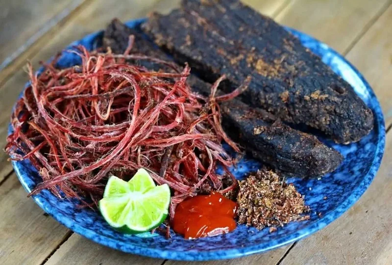 Carne di Bufalo Affumicata - Sapa - Tour in Vietnam - Giro Asia Travel