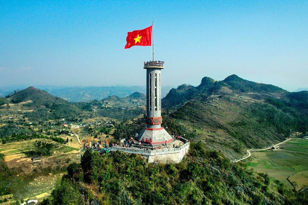 La Torre della Bandiera di Mai Chau è una tappa ideale per molti turisti.